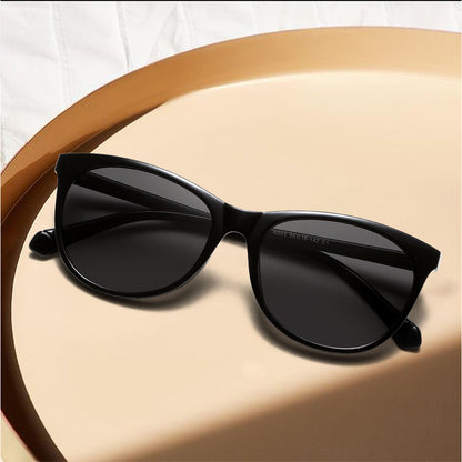 Black Cat Eye Skinny Frame Minimalist Chic Fashion Sunglasses K001